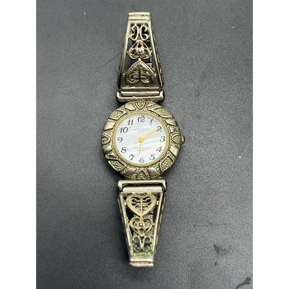 Wrangler ladies Watch Unique Southwest Filigree Artwork Looks & Needs Battery
